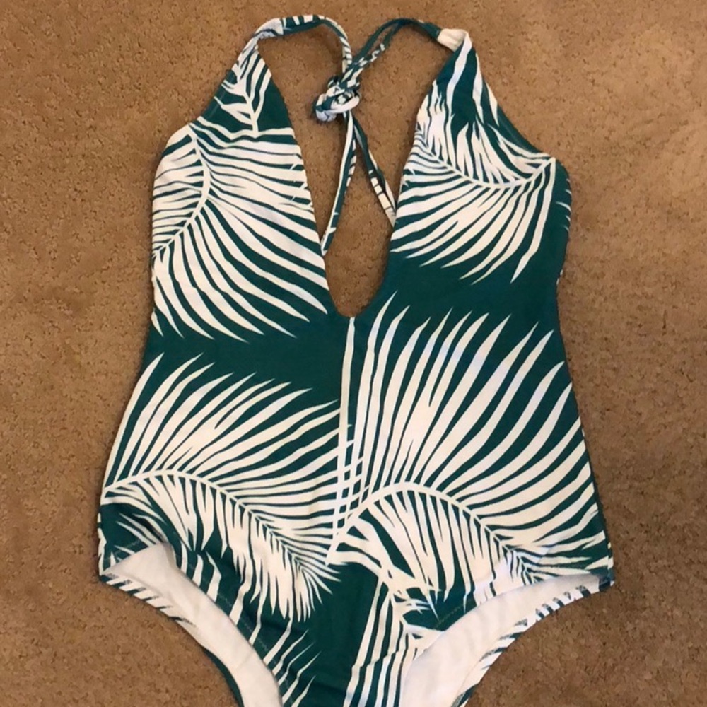 Cupshe One-piece bathing suit